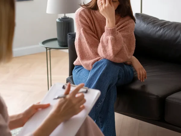 chica joven con ansiedad